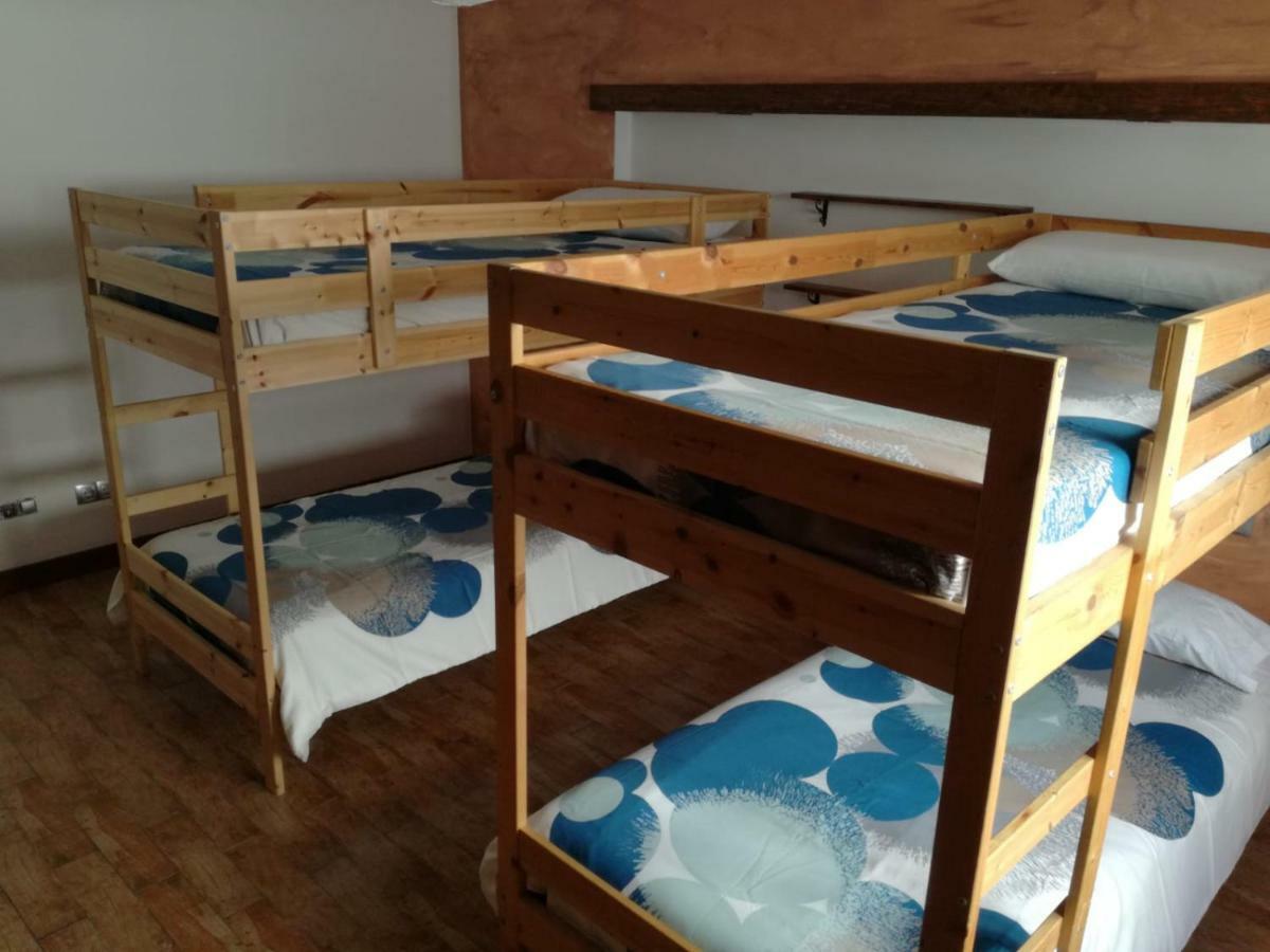 Surfhouse Hostel Famara Caleta De Famara المظهر الخارجي الصورة
